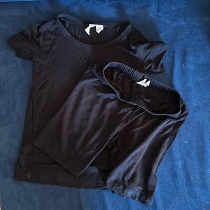 Kyte Baby Short Sleeve Bamboo Pajamas 4T Black